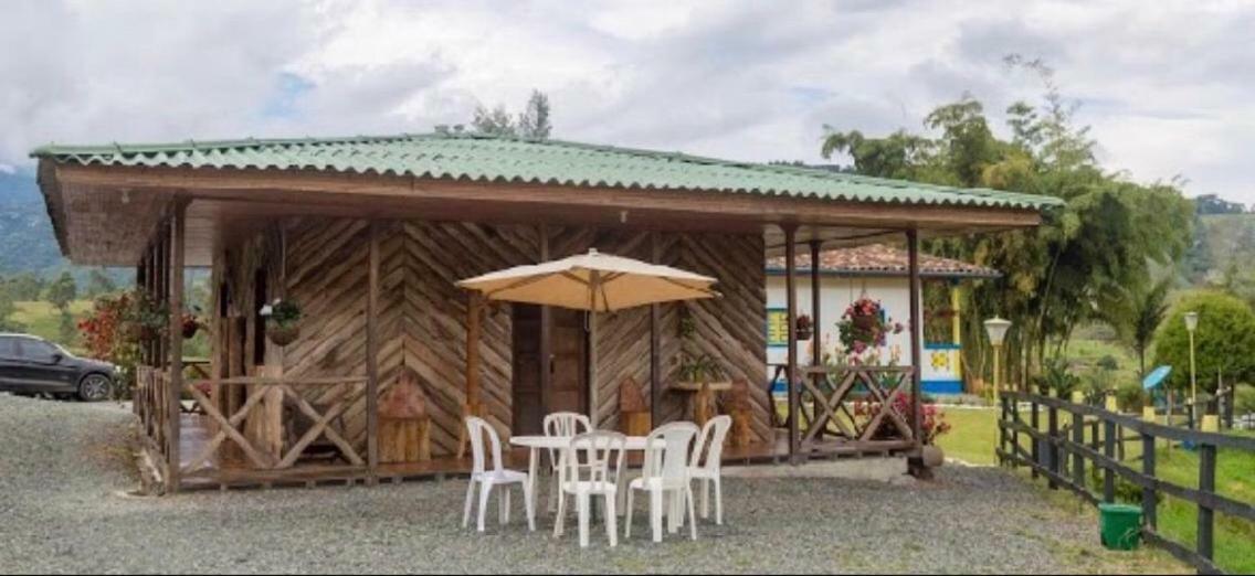 Hotel Bariloche Santa Rosa de Cabal Esterno foto
